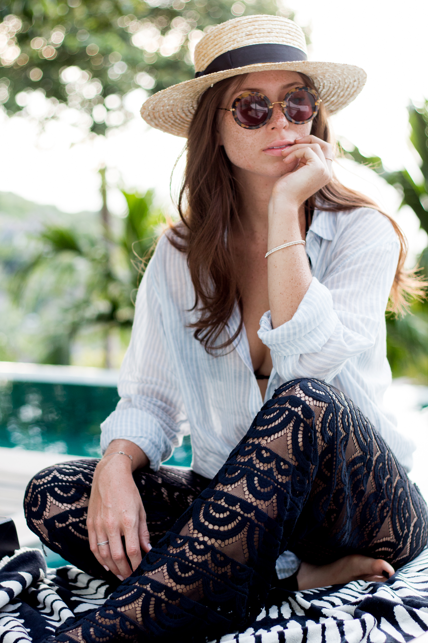 OUTFIT: poolside
