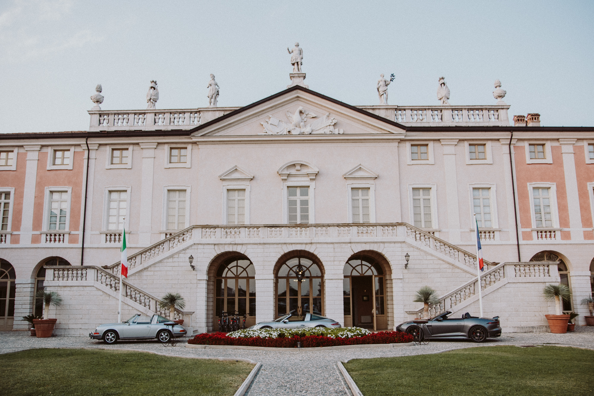 Villa Fenaroli Palace Hotel - Bikinis & Passports