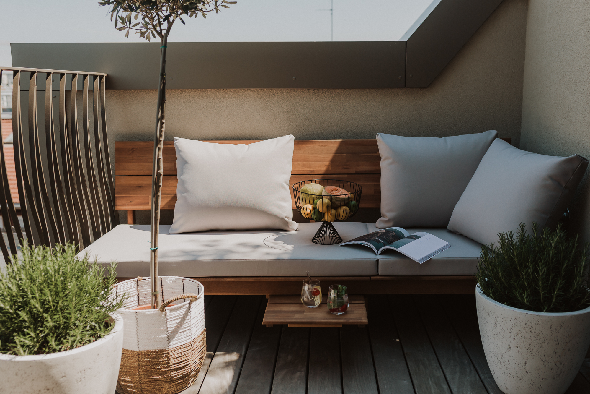 styling tips for small outdoor spaces - Bikinis & Passports
