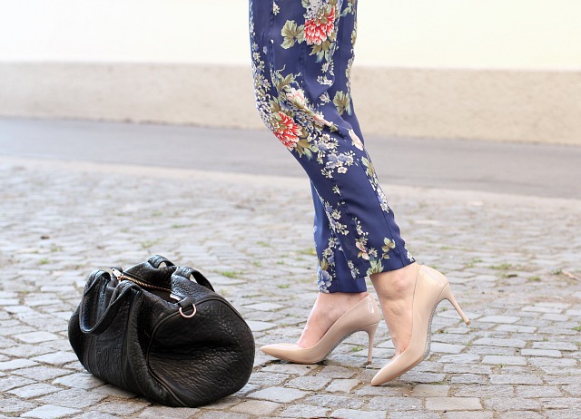 Flower pants for summer