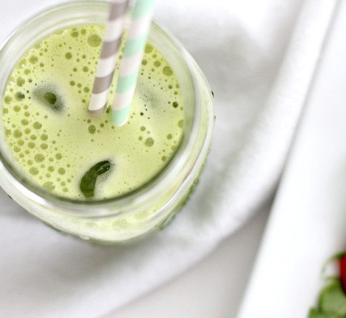 Green Juice Recipe with Celery and Spinach