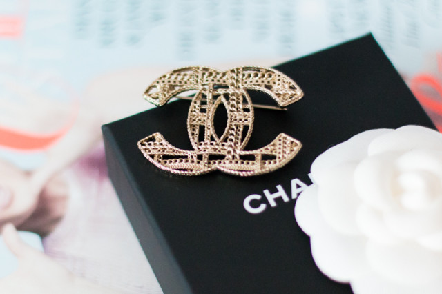 chanel brooch - Bikinis & Passports