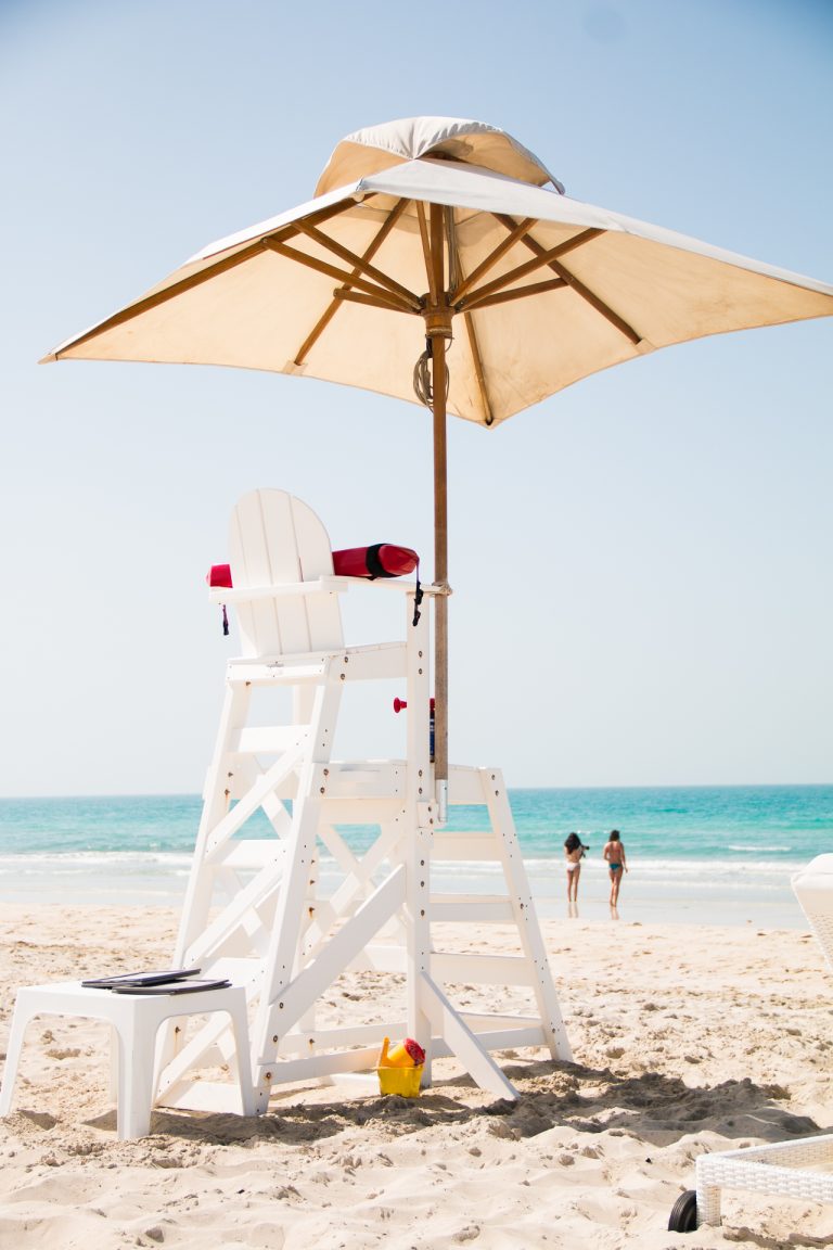 Saadiyat Beach Club, Abu Dhabi | Bikinis & Passports