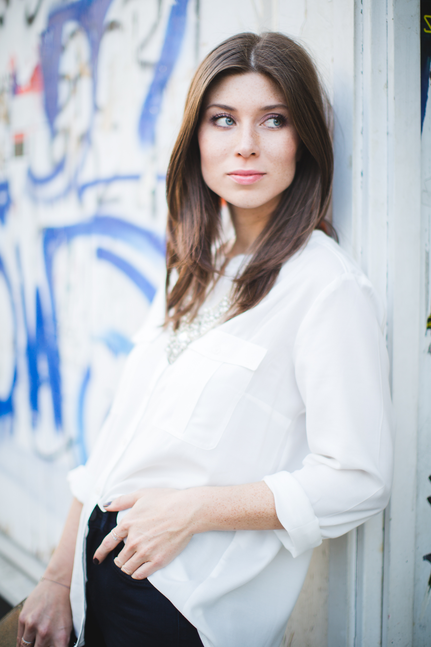 OUTFIT: a versatile white blouse + video
