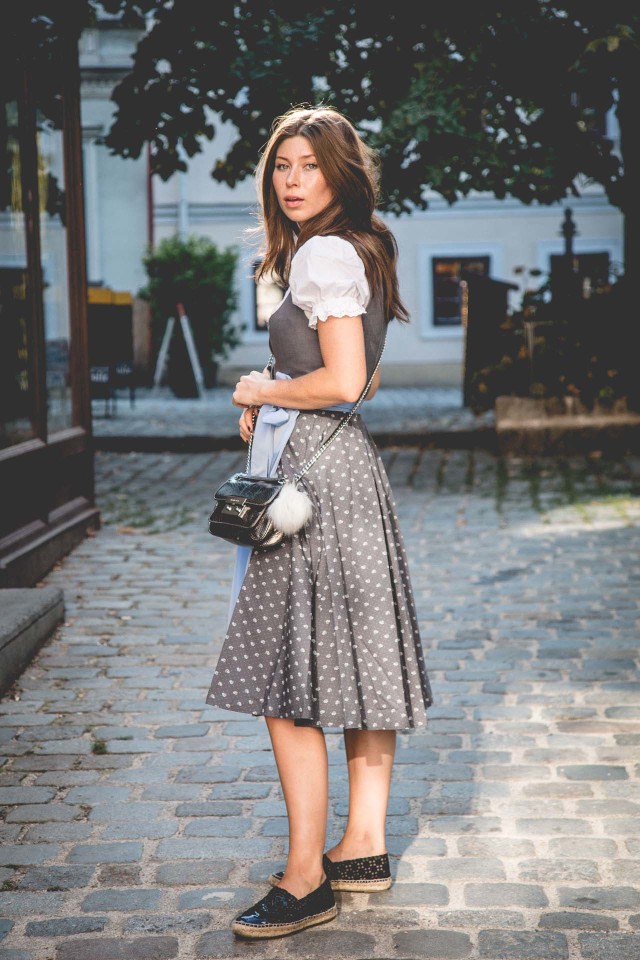 Tommy Hilfiger Lodenfrey Dirndl Pillersee | Bikinis & Passports