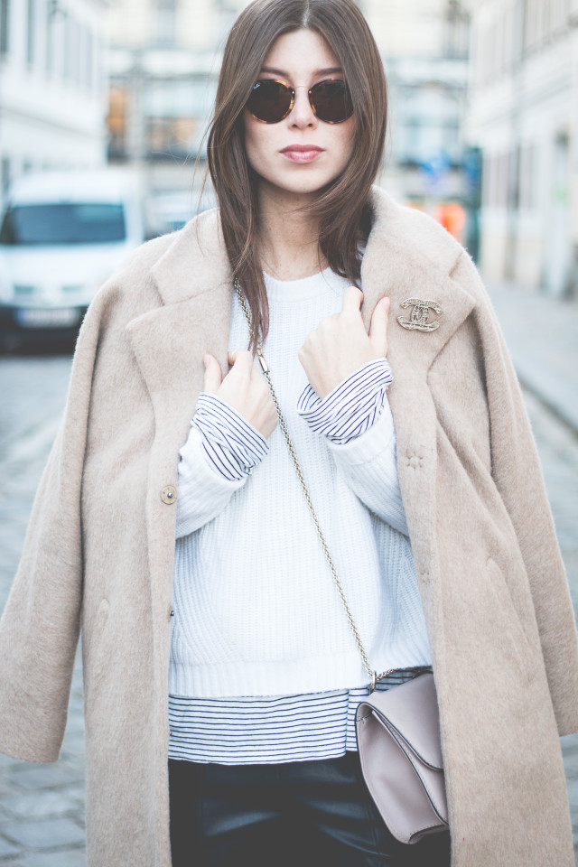 OUTFIT: autumn / winter must-haves | Bikinis & Passports