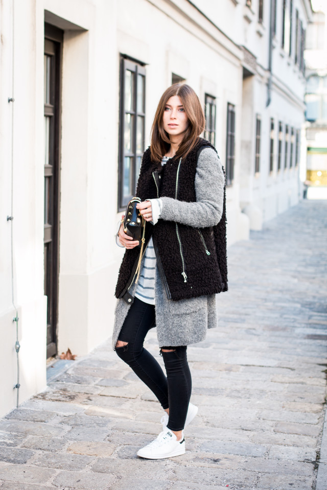 OUTFIT: casual Friday | Bikinis & Passports