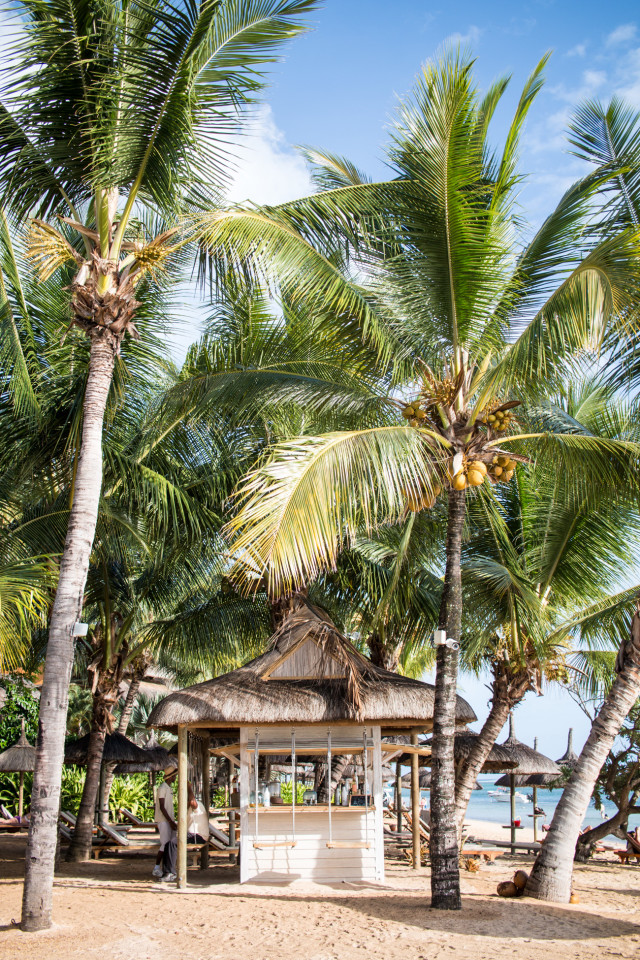 HOTEL REVIEW: Heritage Resort Le Telfair Golf & Spa Resort | Bikinis & Passports