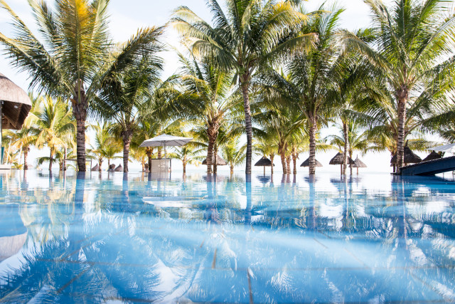 HOTEL REVIEW: Heritage Resort Le Telfair Golf & Spa Resort | Bikinis & Passports