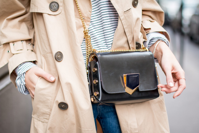 OUTFIT: dressing parisien | Bikinis & Passports