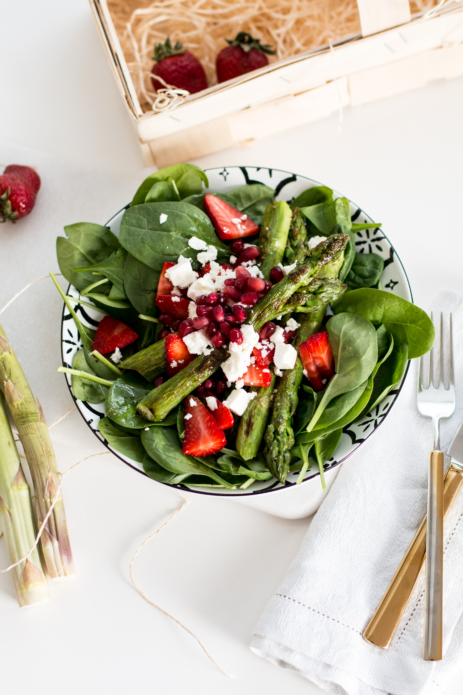 RECIPE: asparagus & strawberry salad