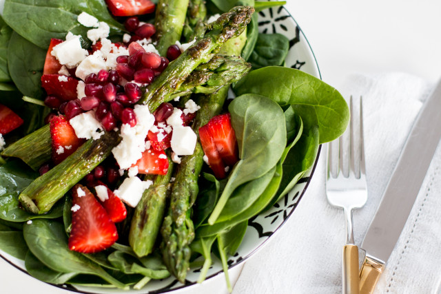 asparagus-strawberry-salad-15