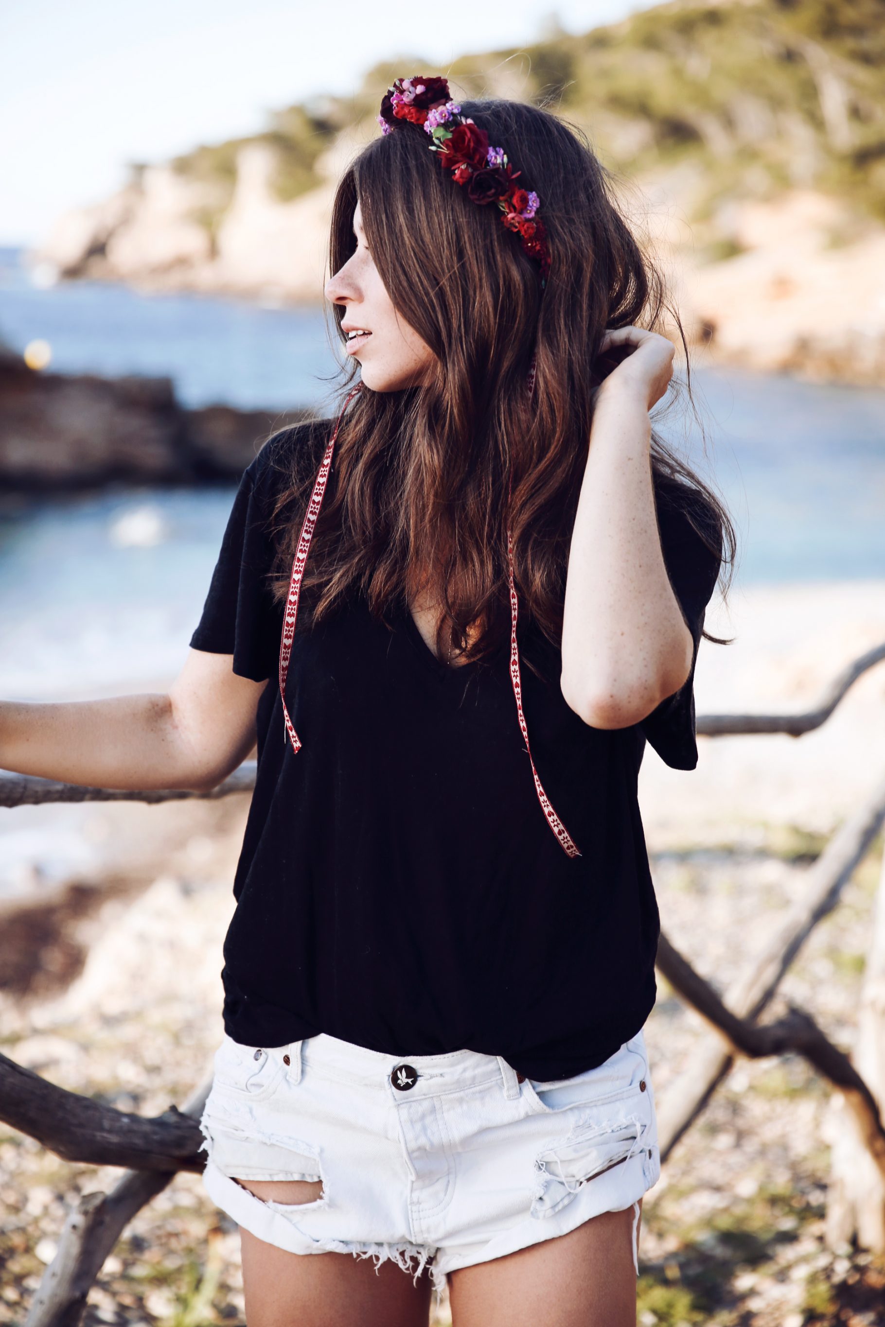 OUTFIT: beach waves & flower crowns.