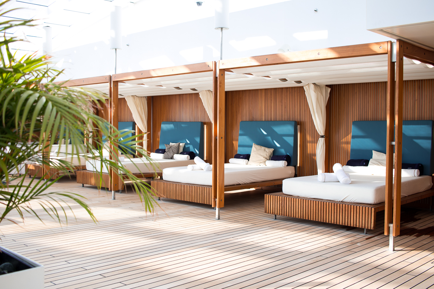 TRAVEL: lost at sea | MS Europa 2