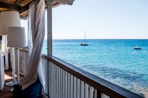 Travel: Mallorca Cap Vermell Travel Diary | Bikinis & Passports