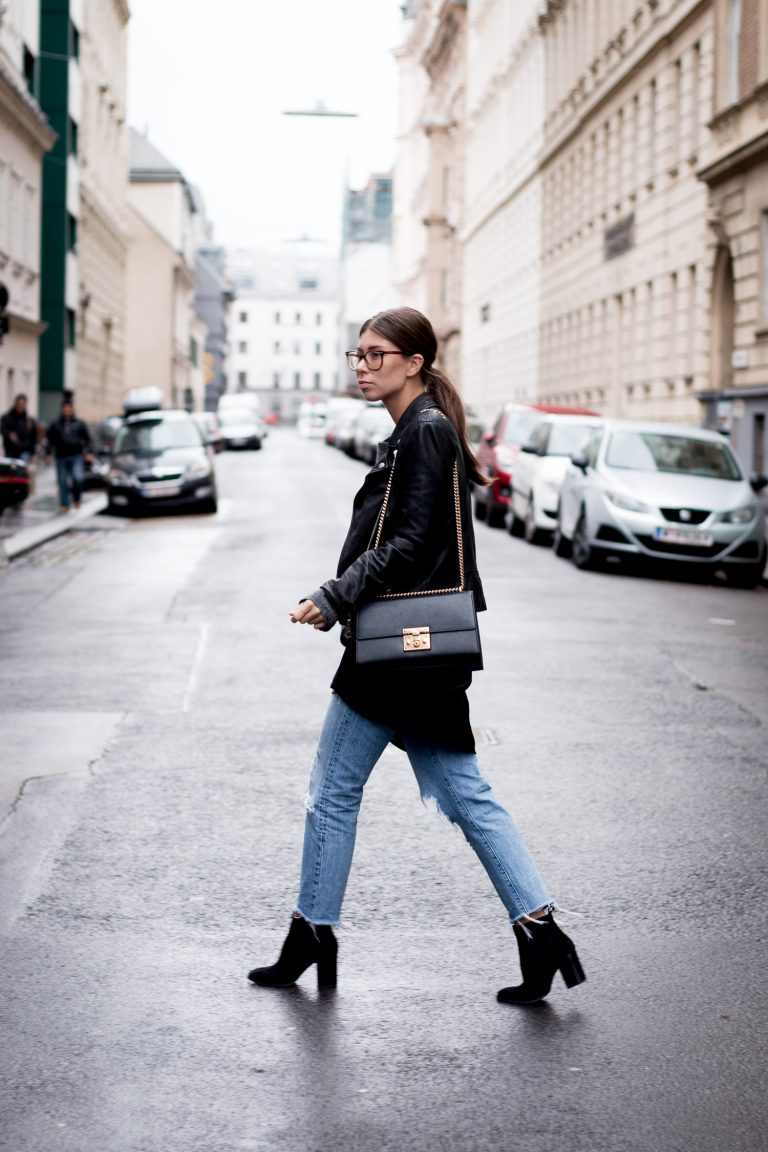 OUTFIT: Ray-Ban reading glasses RB5299 | Bikinis & Passports