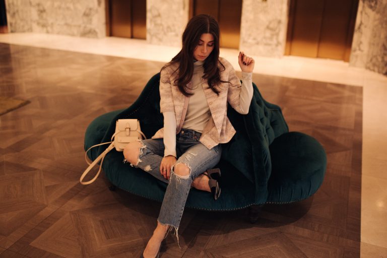 OUTFIT: Levi's 501ct + Marina Hoermanseder + Chanel Slingbacks | Bikinis & Passports