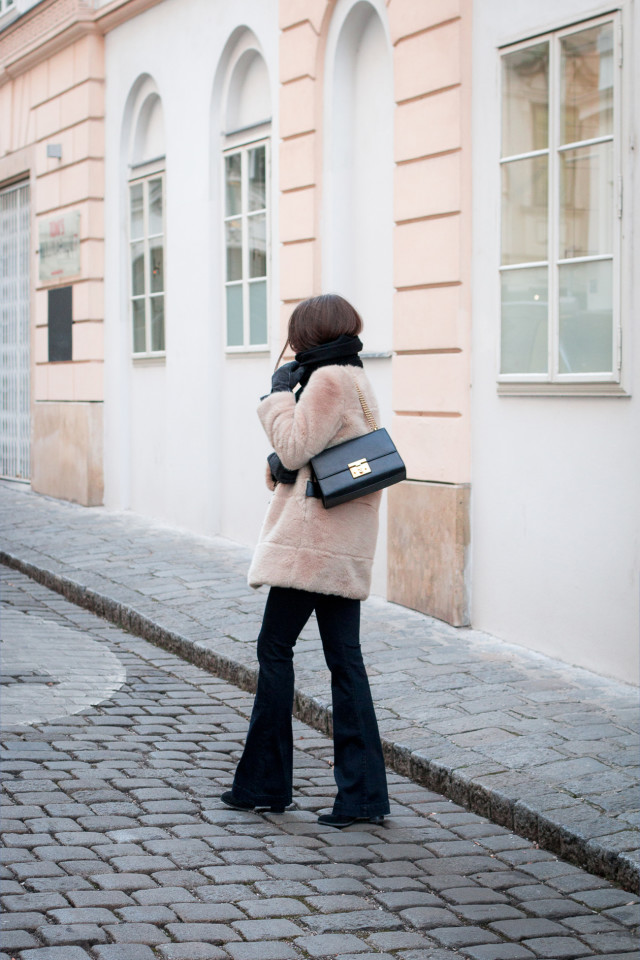 How to wear flared jeans? J Brand Aura High Waisted Bell Bottom Jeans - Bikinis & Passports