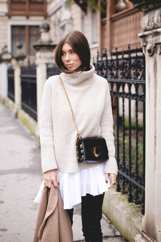 OUTFIT: winter layers | Bikinis & Passports