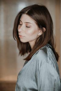 short hair trend, long bob | Bikinis & Passports