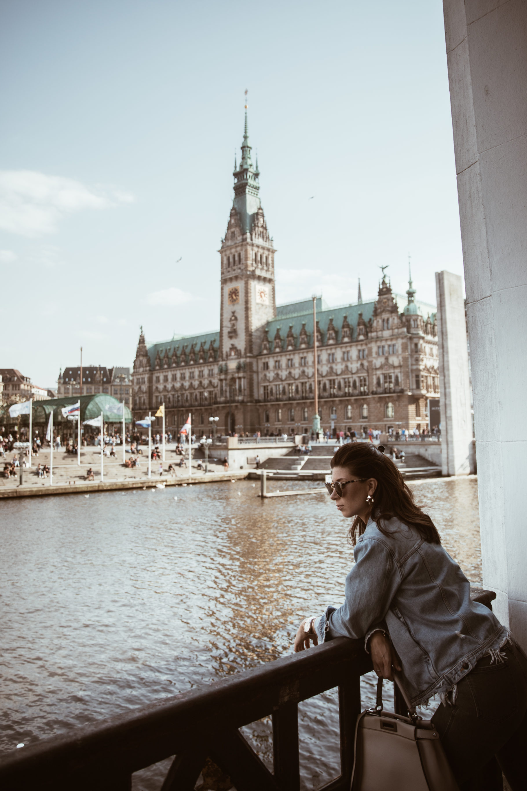 WESTIN Hamburg Hotel - Bikinis & Passports