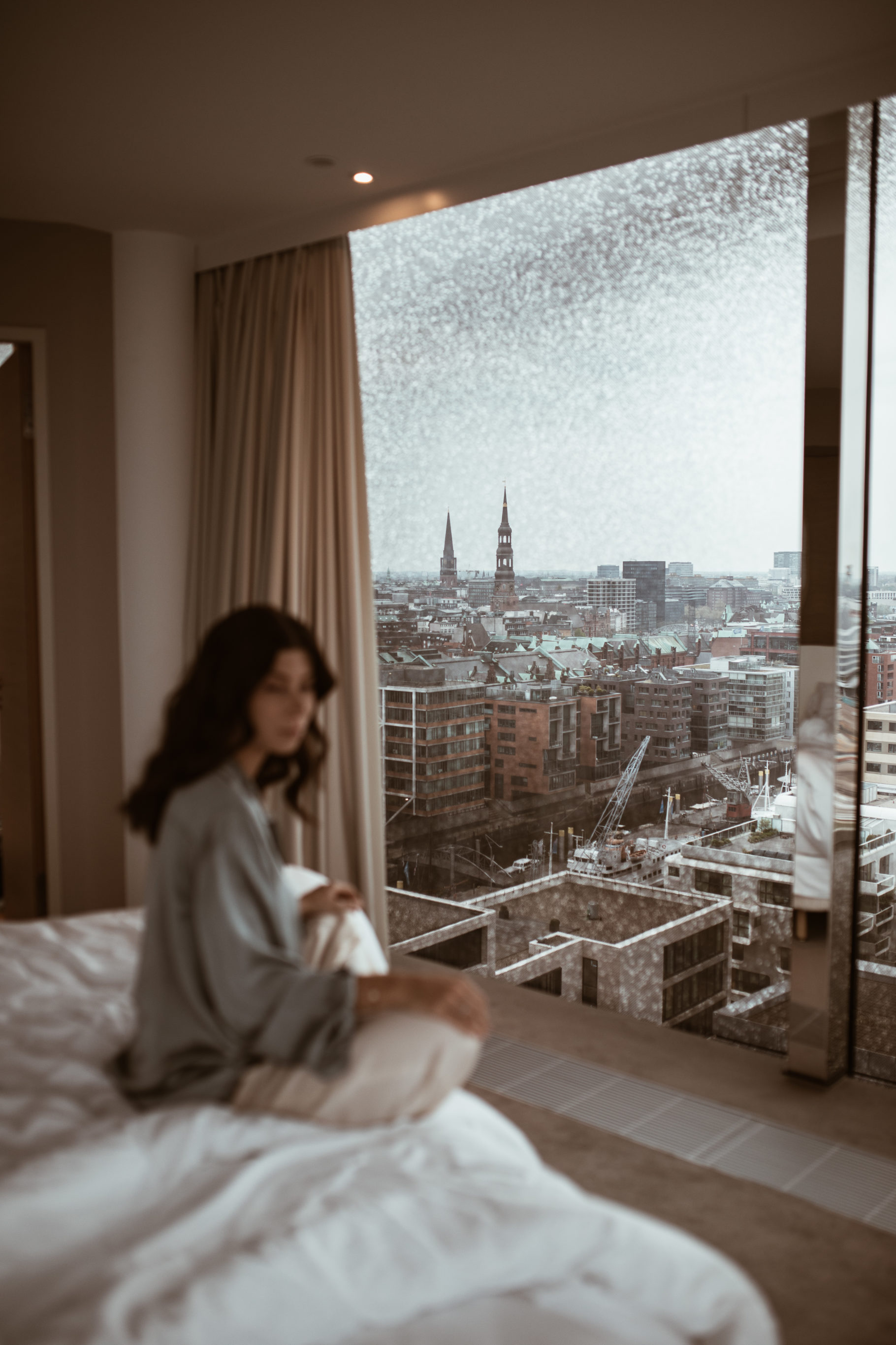 WESTIN Hamburg Hotel - Bikinis & Passports